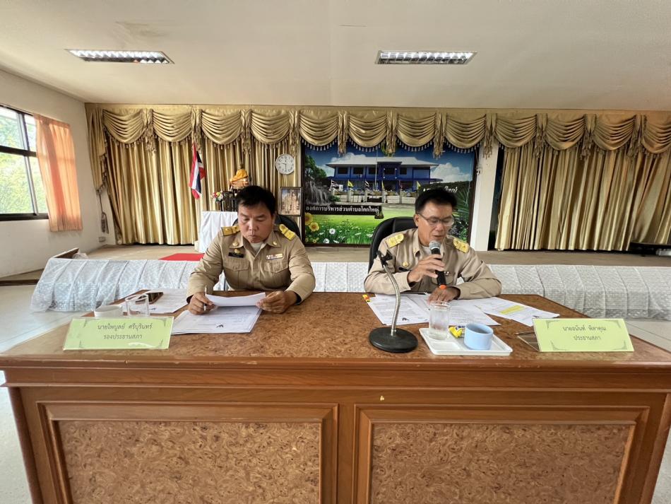 วันที่ 27 มีนาคม 2569 เวลา 09.00 น. นายอนันท์ พิลาคุณ ประธานสภาองค์การบริหารส่วนตำบลโคกใหญ่ เปิดประชุมสภาองค์การบริหารส่วนตำบลโคกใหญ่ สมัยวิสามัญ สมัยที่ 1 ประจำปีงบประมาณ พ.ศ. 2569 โดยมี นายณรภัทร กันหาวรรณะ นายกองค์การบริหารส่วนตำบลโคกใหญ่ พร้อมด้วยคณะผู้บริหาร สมาชิกสภาฯ และข้าราชการในสังกัด เข้าร่วมประชุมฯ ณ ห้องประชุมองค์การบริหารส่วนตำบลโคกใหญ่